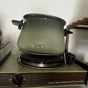 Cornwall Electric Fondue Pot